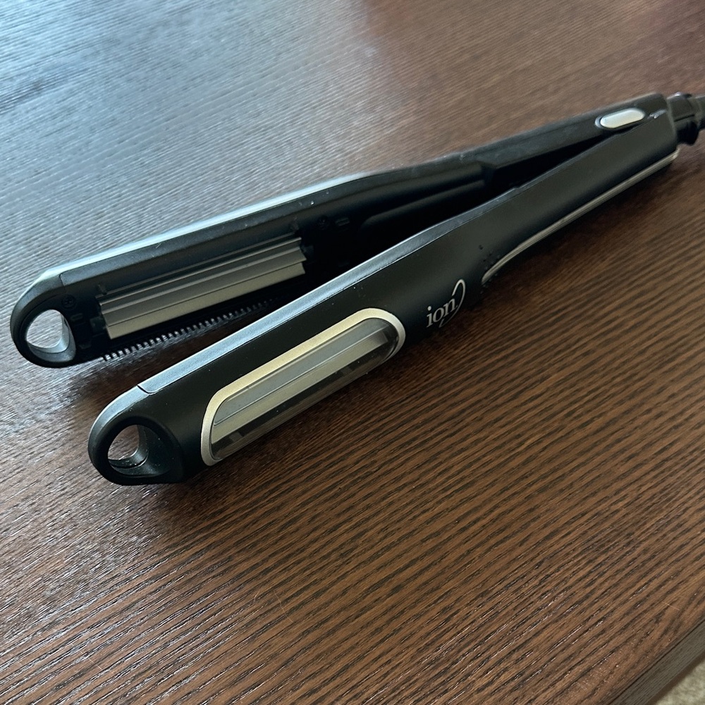 Ion Black Hair Crimper